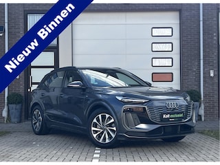 Audi Q6 e-tron S edition performance S-Line 306 PK | S-Line Seats | 541 KM Actieradius WLTP | Trekhaak 2000 KG | Leder + Alcantara | Navi | 360 Camera | 306PK | 20" LM Velgen | 1e Eigenaar!