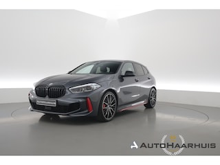BMW 128ti 265PK M-Sport Pro | Rijklaar! | Dig. Cockpit | HUD | Harman/Kardon | Adapt. Cruise | Dodehoek | Leder/Alcantara | Stoelverw. | Camera+PDC | Sfeerverl. | NAV+App.Connect | LED | DAB | Climate V
