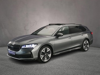 Skoda Superb Sportline Business 1.5 TSI PHEV 204pk DSG Automaat Trekhaak, Panoramadak, Head up display, Adaptive cruise contron, CANTON audio, 360 camera