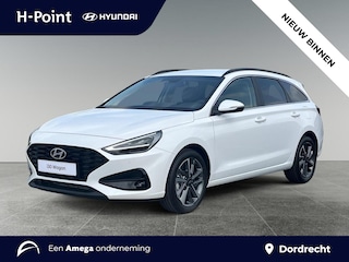 Hyundai i30 Wagon 1.6 T-GDi Premium | LEDEREN BEKLEDING | ELEK. VERSTELBARE STOELEN | CAMERA | APPLE CARPLAY / ANDROID AUTO | ADAPTIVE CRUISE | STOEL + STUURVERW. |