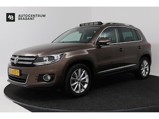 Volkswagen Tiguan 1.4 TSI Sport Edition (PANORAMADAK, CAMERA, PARKEERHULP, STUURBEDIENING, MULTIMEDIA, PARKEERSENSOREN)