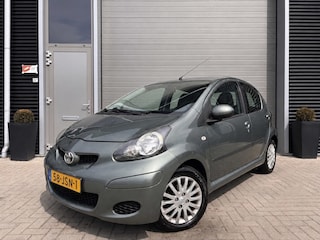 Toyota Aygo 1.0-12V Aspiration Green
