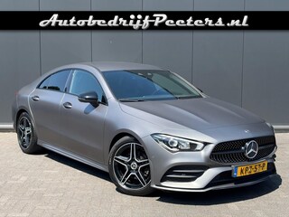 Mercedes-Benz CLA 180 AMG Line Nightpakket Sfeerlicht Camera HUD Carplay