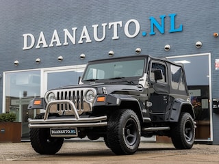 Jeep Wrangler 2.5i Hardtop