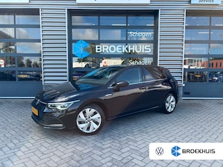 Volkswagen Golf 1.5 eTSI 150 pk Style 7-DSG | Trekhaak | Navigatie | Parkeersensoren |