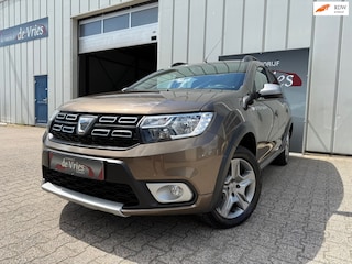 Dacia Logan 0.9 TCe Stepway / Airco / Navi / Trekhaak / Achteruitrij Camera / Cruise Control /