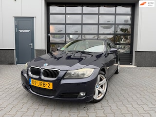 BMW 3-serie Touring 320i Business Line leer, incl grote beurt