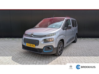 Citroën Berlingo Shine 50 kWh | Panoramadak | Navigatie | Trekhaak | Camera | Stoelverwarming | Achteruitrijcamera | Airco (automatisch) | Apple Carplay/Android Auto|telefoonintegratie premium