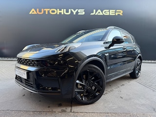 Lynk & Co 01 1.5 - Black Pano Carplay Memory Stoelverwarming ACC