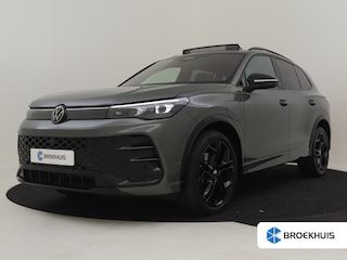 Volkswagen Tiguan 1.5 eHybrid R-Line Edition 272Pk DSG/AUTO | Panorama-dak | Head-up display |Trekhaak uitklapbaar | Rondomzicht camera | Cruise control adaptief | Keyless | Matrix lampen | Stoel massage | Parkeer assistent | Apple carplay android auto |  20"LMV