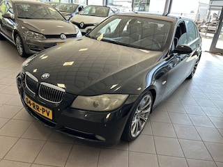 BMW 330i Dynamic Exec. AUTOMAAT NW APK BJ 2005 !!!!