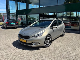 Kia Ceed Cee'd 1.6 GDI Comfort Pack INRUILKANJER! (Airco, Cruise Control, Stoel/Stuurverwarming, Multimedia, NL-auto, Goed, ondh)