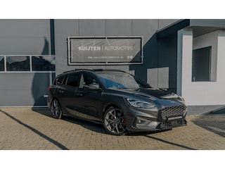 Ford Focus Wagon 2.3 EcoBoost ST-3 / PERFORMANCE / Full options !