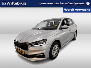 Skoda Fabia 1.0 TSI Business Edition / PARKEER SENSOREN/ NAVI/ DIGITAL DASH/ AIRCO