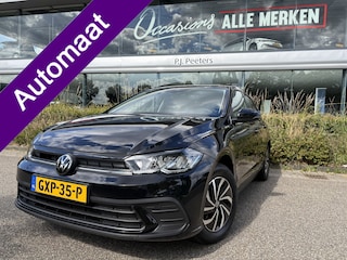Volkswagen Polo 1.0 TSI Life Edition Achteruitrijcamera - Airco - Apple carplay - Draadloze telefoonoplader - Parkeersensor achter - Radio - Licht metalen velgen 15 inch - Navigatie - Radio - Cruise control - Elektrische ramen - Bluetooth - Led verlichting - Regensensor - start/stop systeem - stuurwiel multifunctioneel - Stoffen bekleding