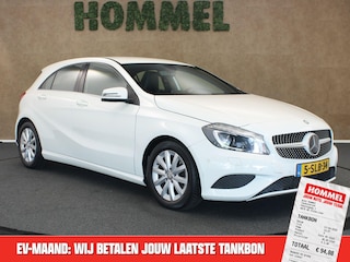 Mercedes-Benz A-klasse 180 CDI Edition Navigatie 4U3 - ORIGINEEL NEDERLANDSE AUTO - TREKHAAK - PARKEERSENSOREN VOOR EN ACHTER - NAVIGATIE - CRUISE CONTROL - 6 VERSNELLINGEN - AIRCO - MICHELIN CROSS CLIMATE BANDEN