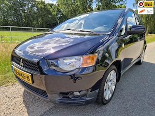 Mitsubishi Colt 1.3 Edition Two perfect onderh. met stoelverw. airco