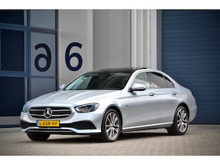 Mercedes-Benz E-klasse 300 e / NL Auto / Pano / Burmester / Wide screen / Sfeer / Trekhaak / BTW