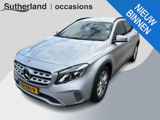 Mercedes-Benz GLA 180 Business Solution | Automaat | Trekhaak | Elek. Kofferklep | Camera |