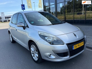 Renault Scénic 2.0 Celsium/Automaat/Navi/bleutooth/Airco/Cruise/trekhaak