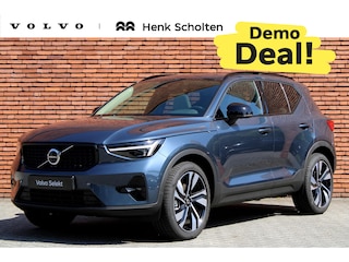 Volvo XC40 B4 Plus Dark | Panoramisch schuif-/ kanteldak | Harman Kardon | 360 graden camera | Elektrisch verstelbare voorstoelen met geheugenfunctie | Stoel-/ stuurwielverwarming | Extra getint glas | Volvo guard | Lighting pakket | 20 inch. lichtmetalen velgen | Verwarmde achterbank | Pilot assist