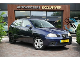 Seat Ibiza 1.4-16V Trendstyle Airco CV Buitentemperatuurmeter Cruise control Electrische ramen