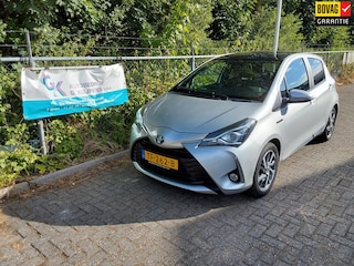 Toyota Yaris 1.5 Hybrid Premium AUTOMAAT