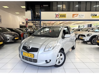 Toyota Yaris 1.3 VVTi Luna MMT Automaat Airco Bovag Garantie