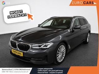 BMW 5-serie Touring 530e High Executive Panoramadak Navigatie Apple Carplay Android Auto 360 camera Parkeerhulp Cruise Control Adaptieve LED-koplampen Stoelverwarming Leder Climate Control Lichtmetalen velgen Privacy Glass