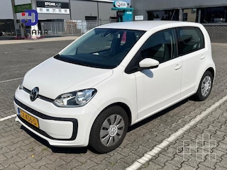 Volkswagen Up 1.0 BMT move up! - Airco - Cruise control - Dealer onderhouden