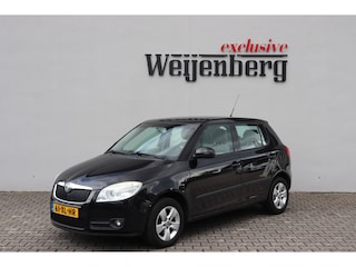 Skoda Fabia 1.4-16V Elegance Nieuwe APK
