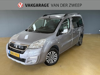 Peugeot Partner 1.2 PureTech Allure | Navigatie | Trekhaak | Distrb vernieuwd.