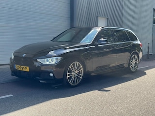 BMW 3-serie Touring 335i xDrive High Executive | Trekhaak | Vol met opties |
