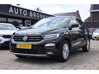 Volkswagen T-Roc 1.0 TSI STYLE | ACC | NAVI | CARPLAY | TREKHAAK | 1e EIG!