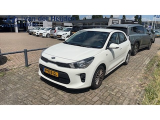 Kia Rio 1.2 CVVT ComfortPlusLine Navigator Navigatie | Bluetooth | Airco