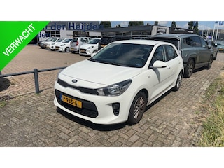 Kia Rio 1.2 CVVT ComfortPlusLine Navigator Navigatie | Bluetooth | Airco