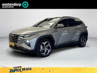 Hyundai Tucson 1.6 T-GDI PHEV Premium Sky 4WD |Trekhaak| Panoramisch schuif/kantel dak | Apple Carplay/Android Auto | Stoelverwarming/verkoeling | Elektrische achterklep | Elektrische verstelbare stoelen met geheugen |