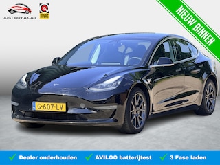 Tesla Model 3 Long Range AWD 75 kWh SOH 87,5% / LM 19" ( € 1.700 ) / Electr. Achterklep / Panoramadak / 3 Fase / 5X Stoelverwarming /