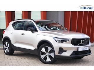 Volvo XC40 T4 Recharge Plus Dark | Stoelverwarming | Trekhaak | Leder | Parkeercamera | H/K | Keyless