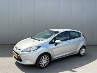 Ford Fiesta 1.25 Limited Trekhaak/Airco/Nieuwe-distributie