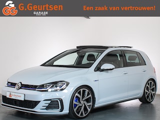 Volkswagen Golf 1.4 TSI GTE PHEV Panoramadak, LED, Camera, ACC, Trekhaak, Mooie uitvoering!