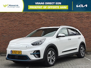 Kia Niro e-Niro DynamicPlusLine 64 kWh | SOH 95,6 % | Navigatie | Climate Control | Schuif-/ kanteldak | Parkeersensoren Voor & Achter | Camera Achter |