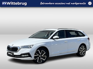 Skoda Octavia 1.4 TSI iV PHEV 204PK Ambition / Panoramadak / Zwenkbare Trekhaak / Stoelverwarming V+A / Achteruitrijcamera / LED