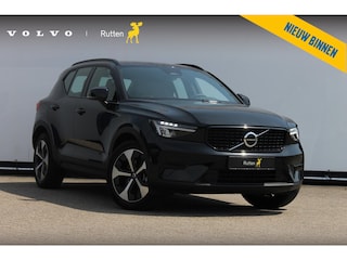 Volvo XC40 B4 211PK Automaat Plus Dark Semi elektrisch wegklapbare trekhaak / Google infotainment / Adaptieve Cruise Control / Verwarmbare voorruit
