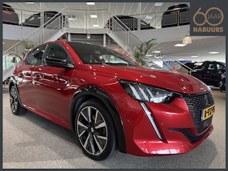 Peugeot 208 1.2 130pk GT EAT8, Camera, Stoelverwarming, Sfeerverlichting