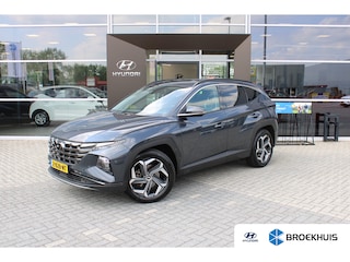 Hyundai Tucson 1.6 T-GDI PHEV 4WD | Stoelverwarming+/verkoeling | Achteruitrijcamera | Trekhaak | Achterbank in delen neerklapbaar | Achteruitrijcamera | Airco (automatisch)