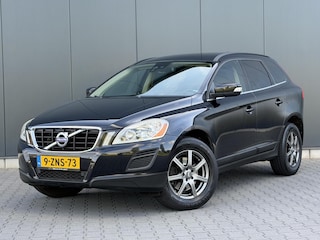 Volvo XC60 D3 Automaat Summum Leder - Cruise - Trekhaak - Stoelverwarming.