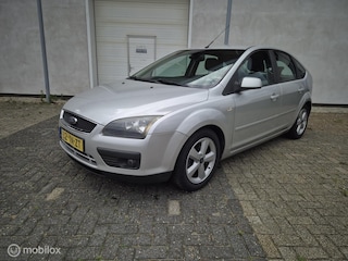 Ford Focus 1.6-16V Titanium