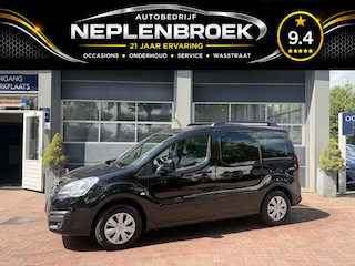 Peugeot Partner 1.2 PureTech Active 6-2018 • 81 kW / 110 PK • Benzine • Handgeschakeld • Trekhaak | Panoramadak | Climate | Achteruitrijcamera |115.713 km