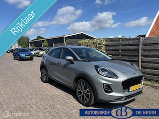 Ford Puma 1.0 EcoBoost Hybrid Titanium camera